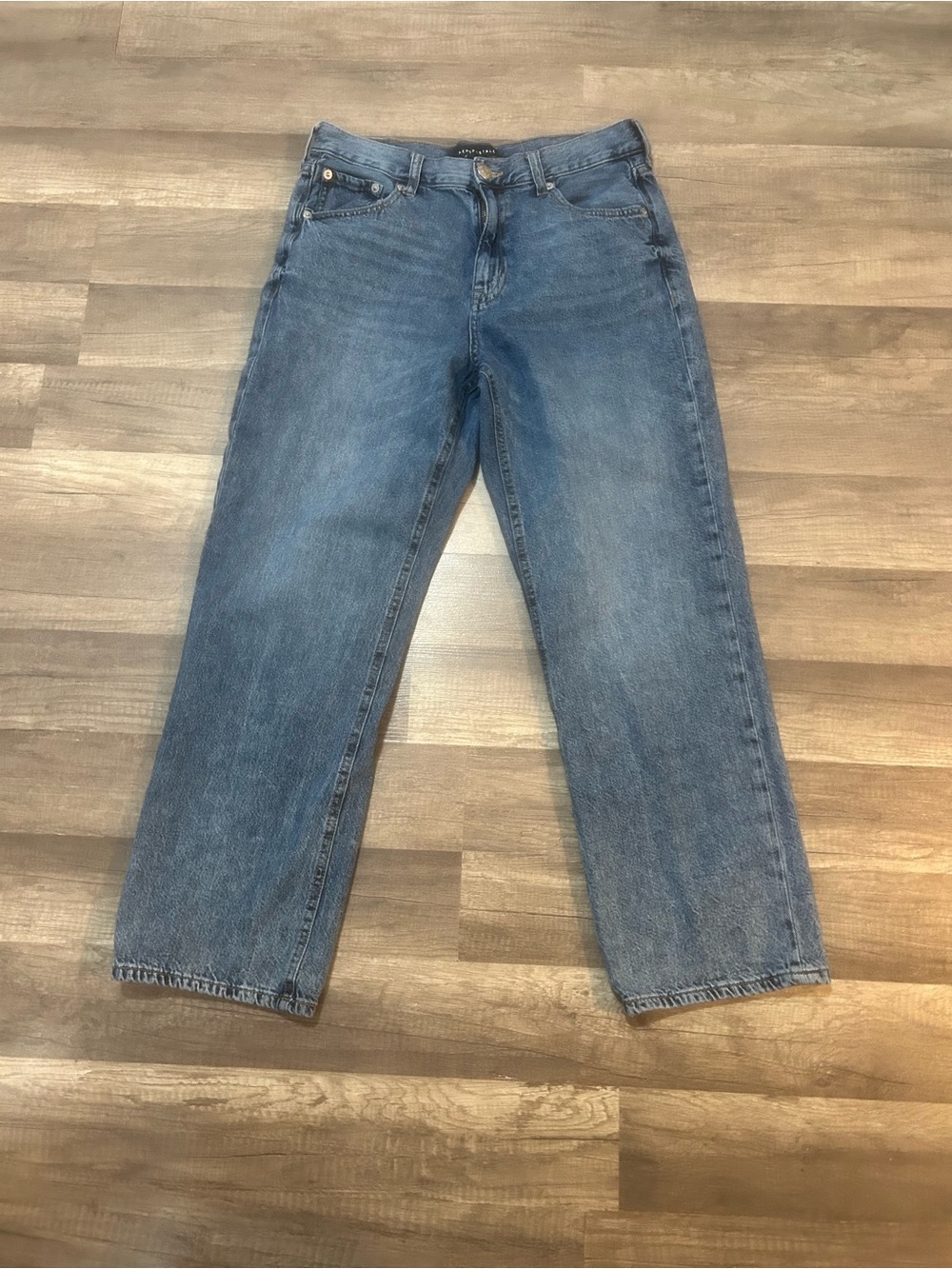 Aeropostale Women’s Jeans Straight-Leg Medium Wash size 8